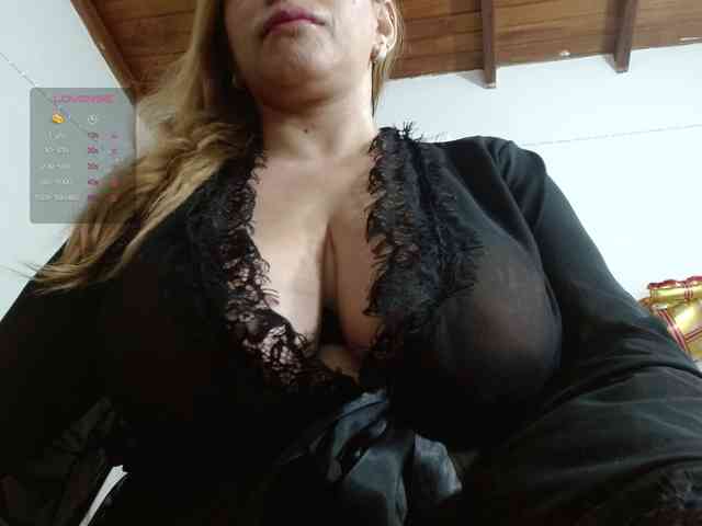 adult webcam Manuela420sexy