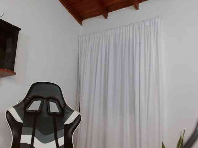 Manuela420sexy Live Webcam on BongaCams