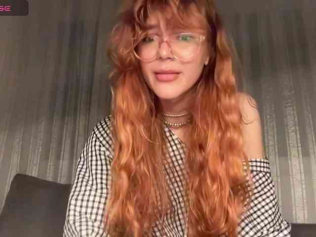 tiksie Live Webcam on BongaCams