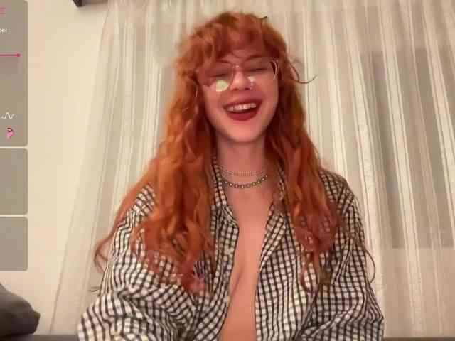 tiksie Live Webcam on BongaCams