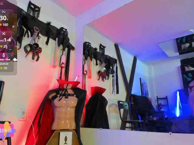 samanthaa-curvy webcam