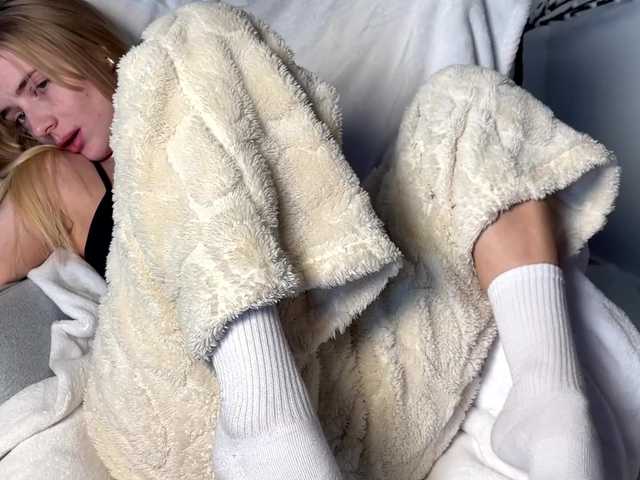 BarbieSize's BongaCams show and profile