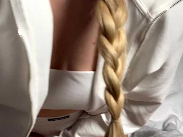 BarbieSize's BongaCams show and profile