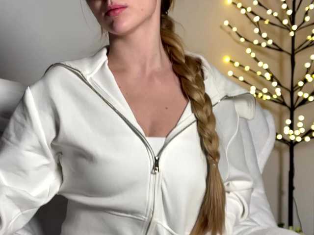 BarbieSize's BongaCams show and profile