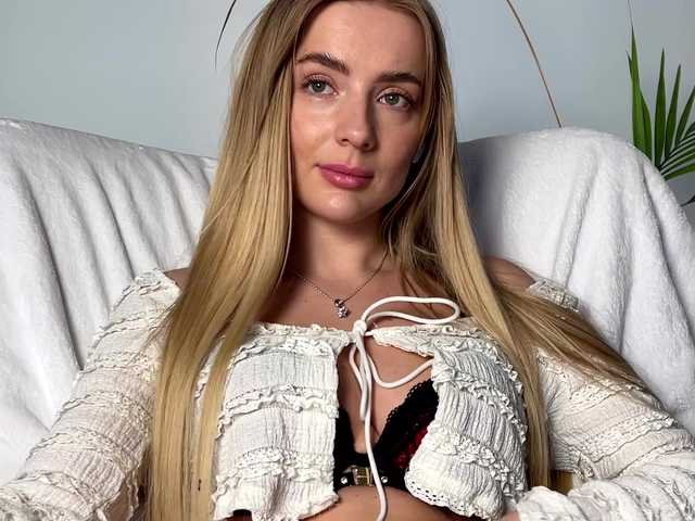 BarbieSize's BongaCams show and profile