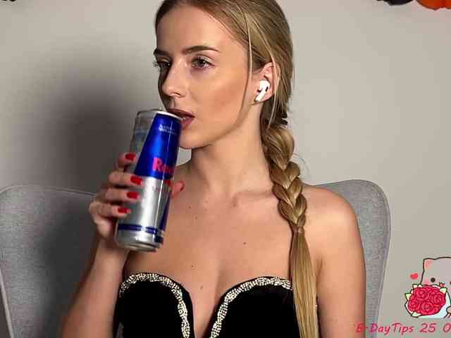 VLADIMIROVNA webcam