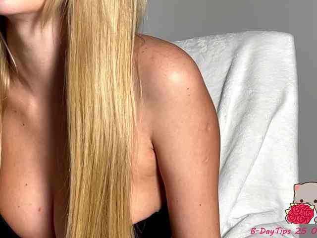 VLADIMIROVNA webcam