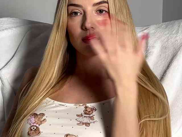 VLADIMIROVNA webcam
