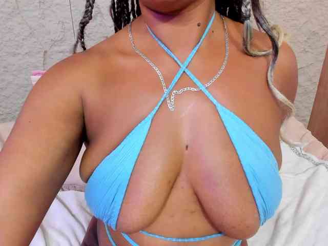 Eveelyn webcam