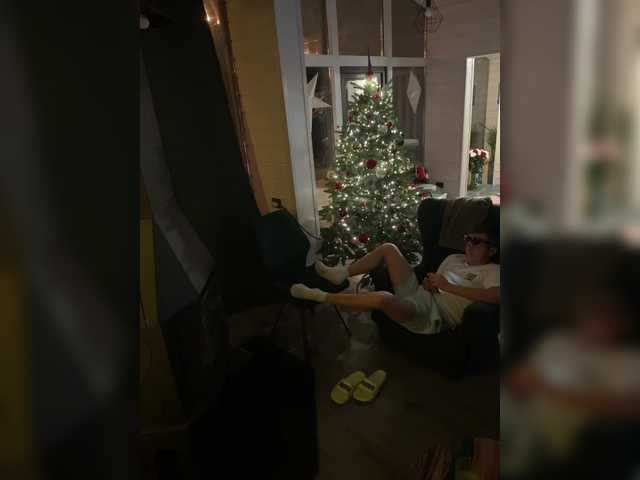 AlexMir69's BongaCams show and profile