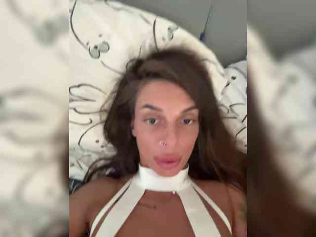 AlexMir69 webcam