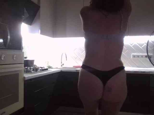 Tanya8 webcam