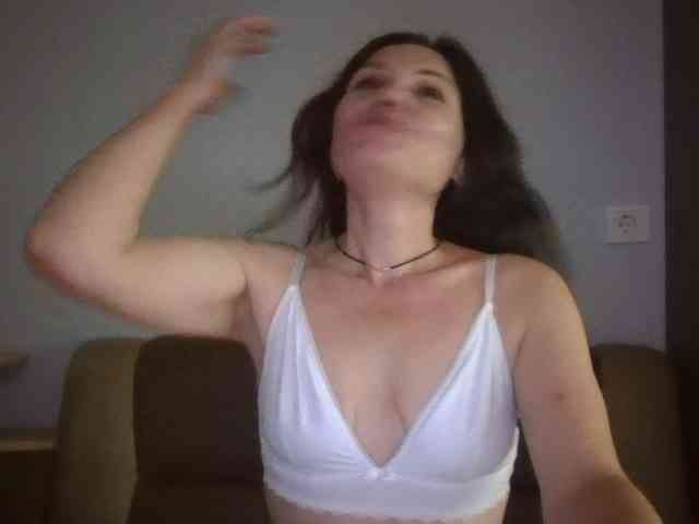 Tanya8 webcam