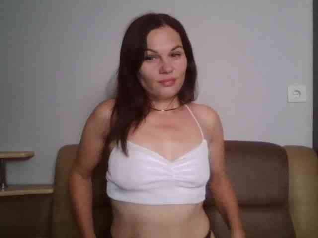 Tanya8 webcam