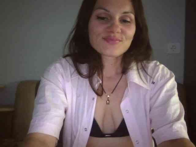 Tanya8 webcam
