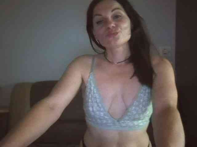 Tanya8 webcam