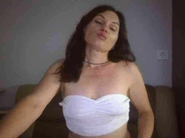 Tanya8 webcam