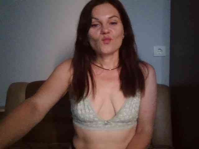 Tanya8 webcam