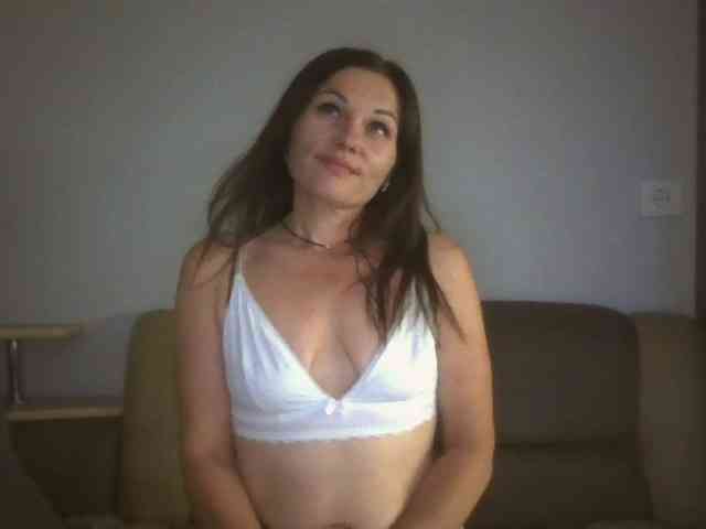 Tanya8 webcam