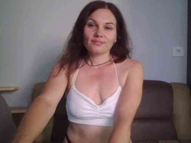 Tanya8 webcam