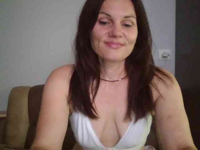 Tanya8 webcam