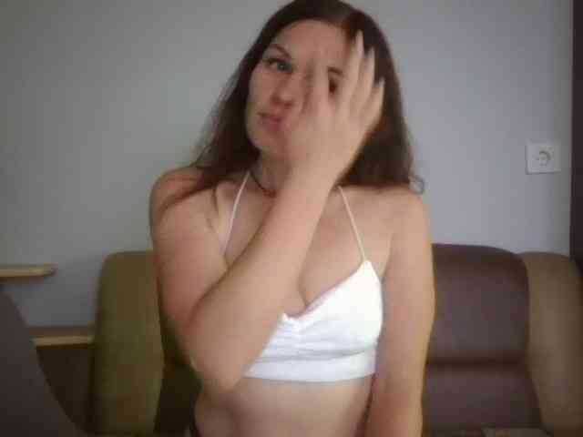 Tanya8 webcam
