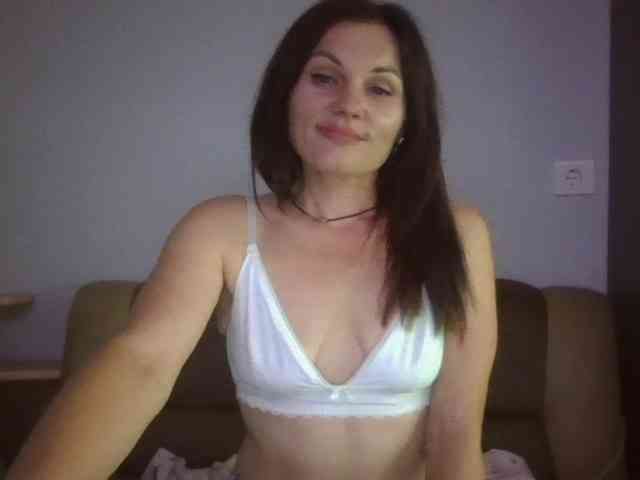 Tanya8 webcam