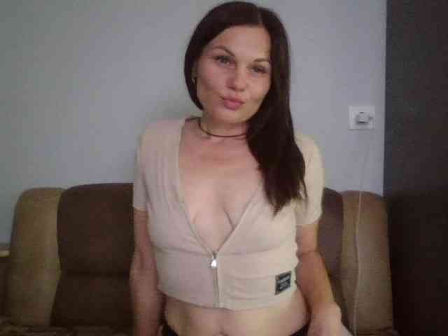 Tanya8 webcam