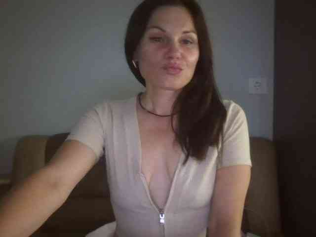 Tanya8 webcam