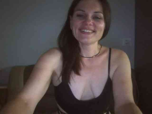 Tanya8 webcam