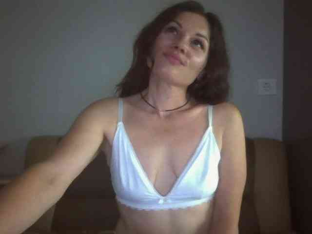Tanya8 webcam