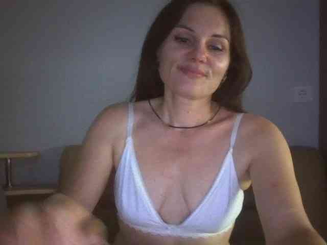 Tanya8 webcam