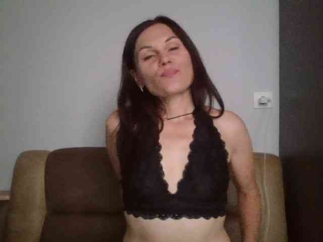 Tanya8 webcam