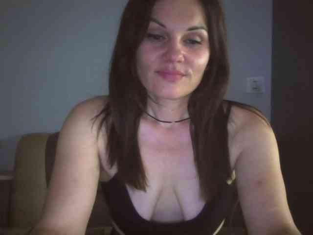 Tanya8 webcam