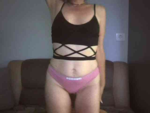 Tanya8 webcam