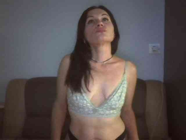 Tanya8 webcam