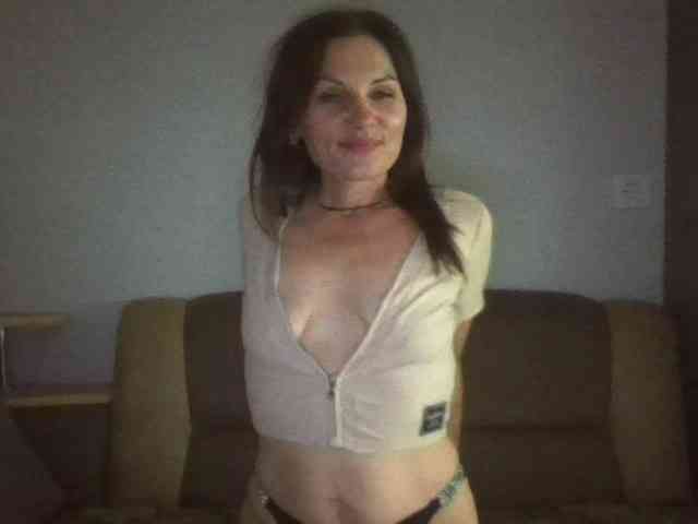 Tanya8 webcam