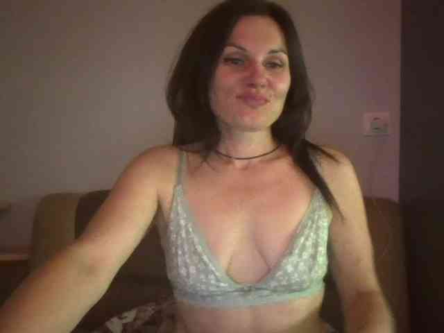 Tanya8 webcam