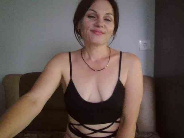 Tanya8 webcam