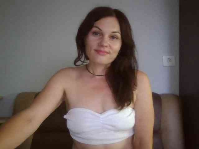 Tanya8 webcam