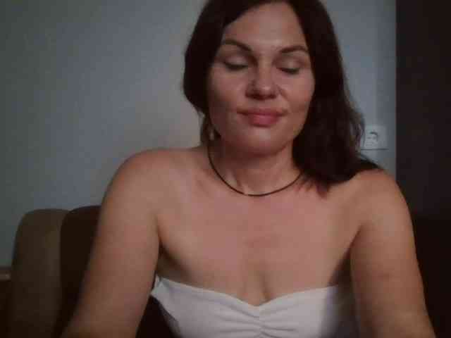 Tanya8 webcam