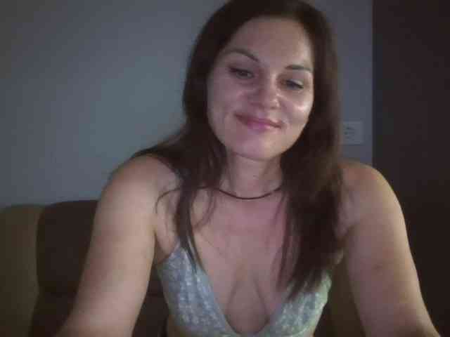 Tanya8 webcam