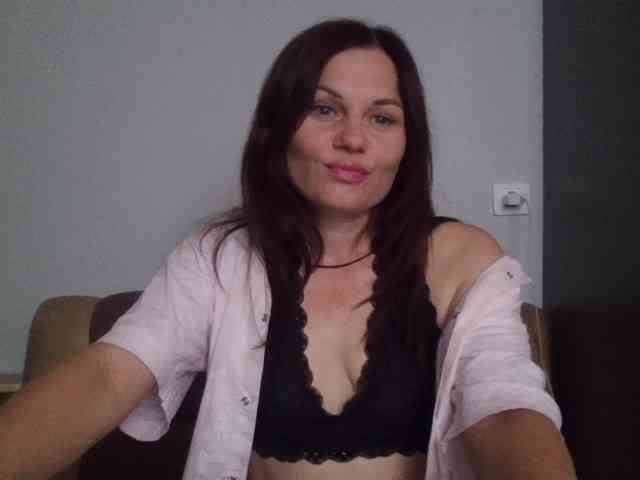 Tanya8 webcam