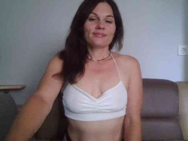 Tanya8 webcam