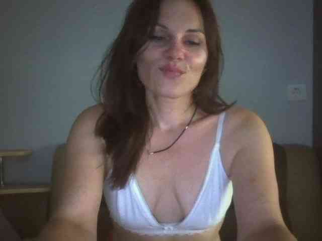 Tanya8 webcam