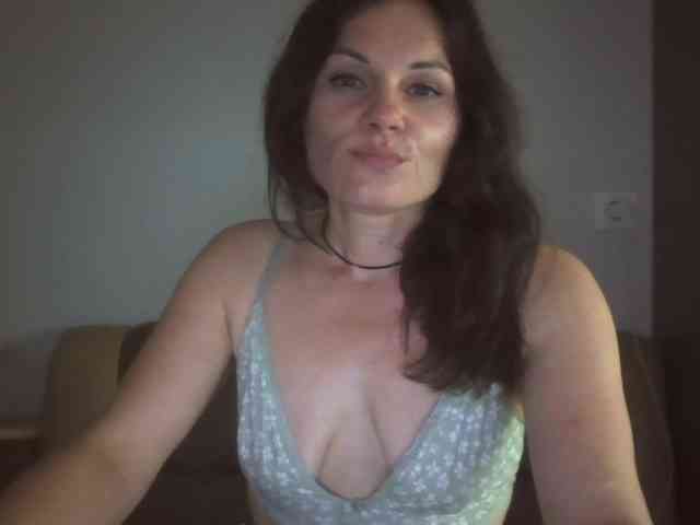 Tanya8 webcam