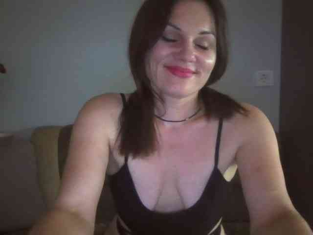 Tanya8 webcam