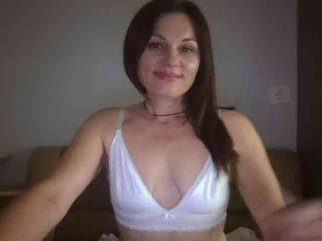 Tanya8 webcam