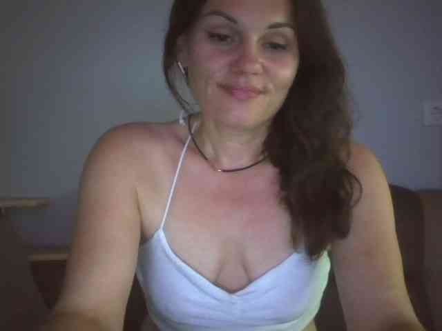Tanya8 webcam