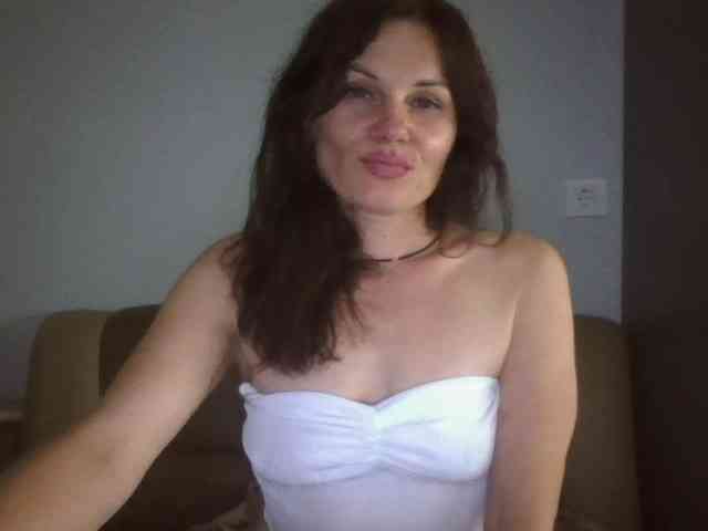 Tanya8 webcam